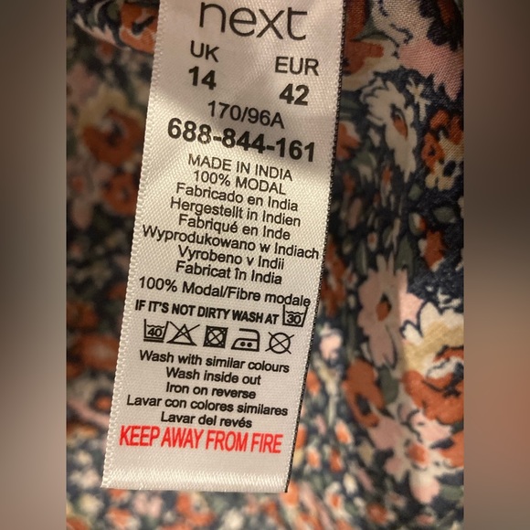 Next floral print sleeveless blouse ladies size 14 - Picture 3 of 4